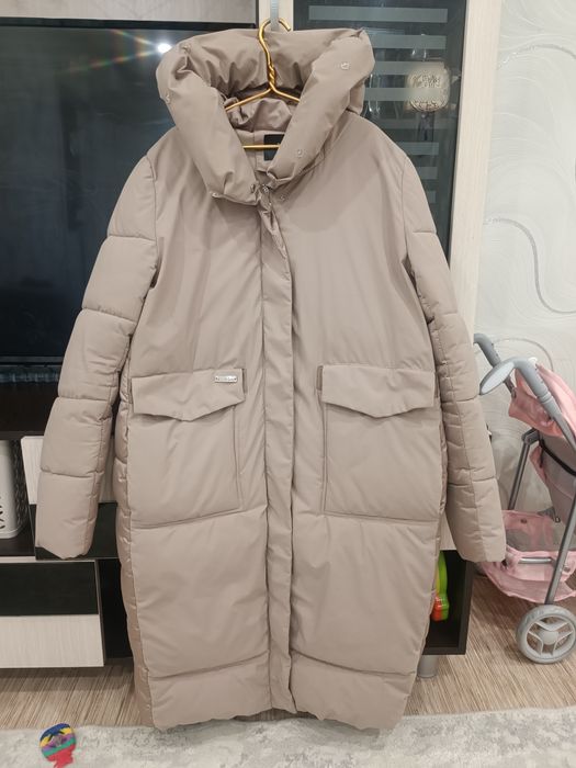 Продам пуховик зимний женский