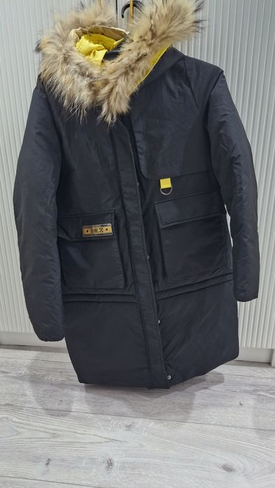 Продам зимний куртку