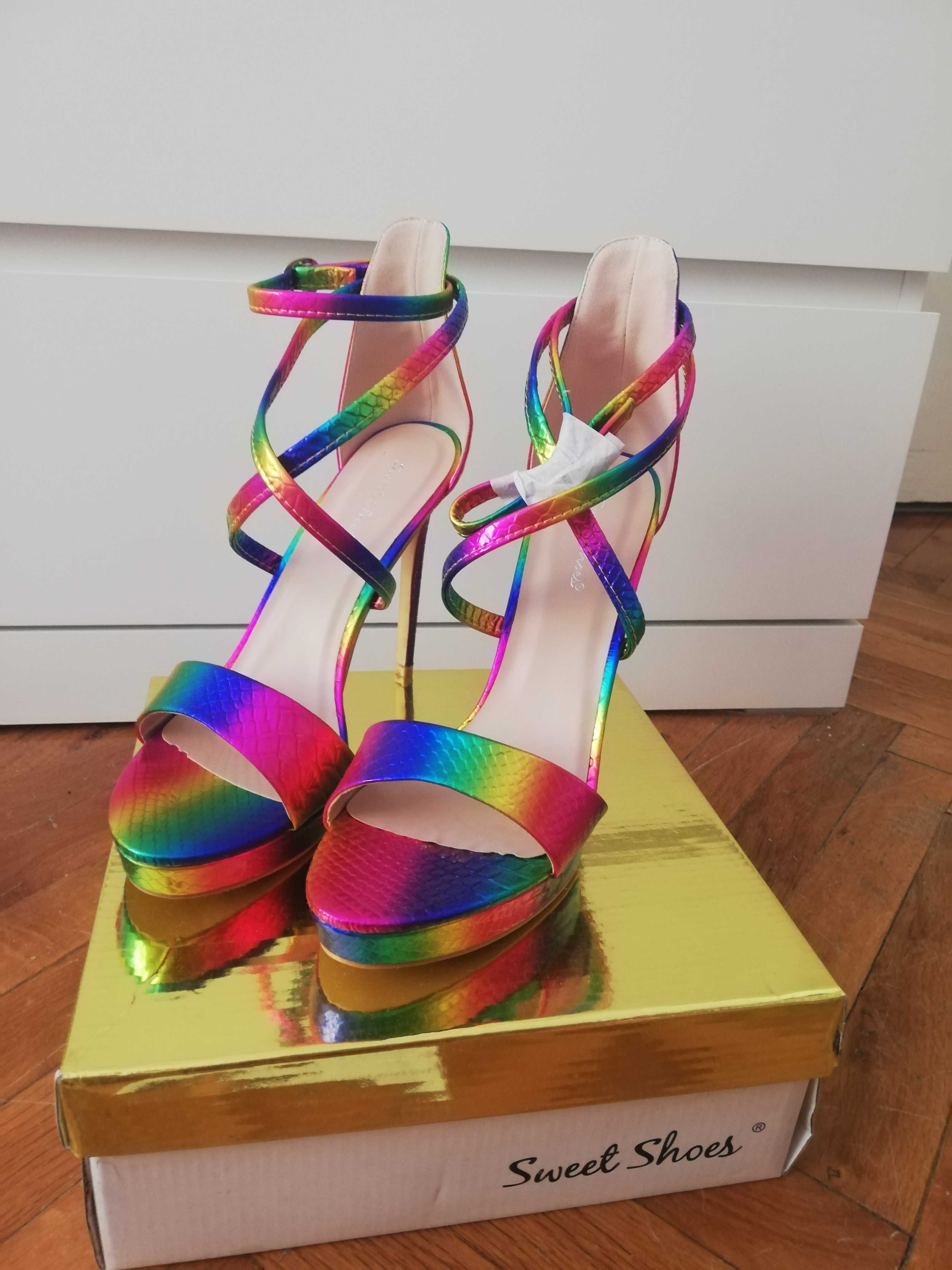 Сандали Sweet shoes Нови хамелеон!