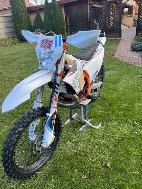 Motocicleta KTM EXC 300