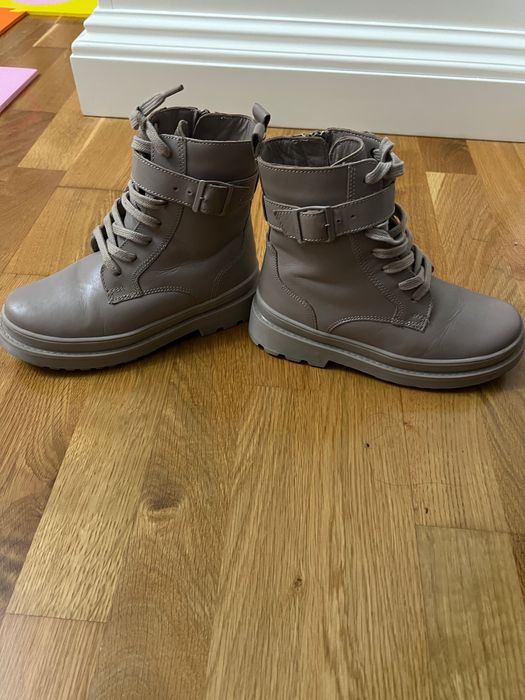 Ghete Lasocki, stare impecabila, marime 32