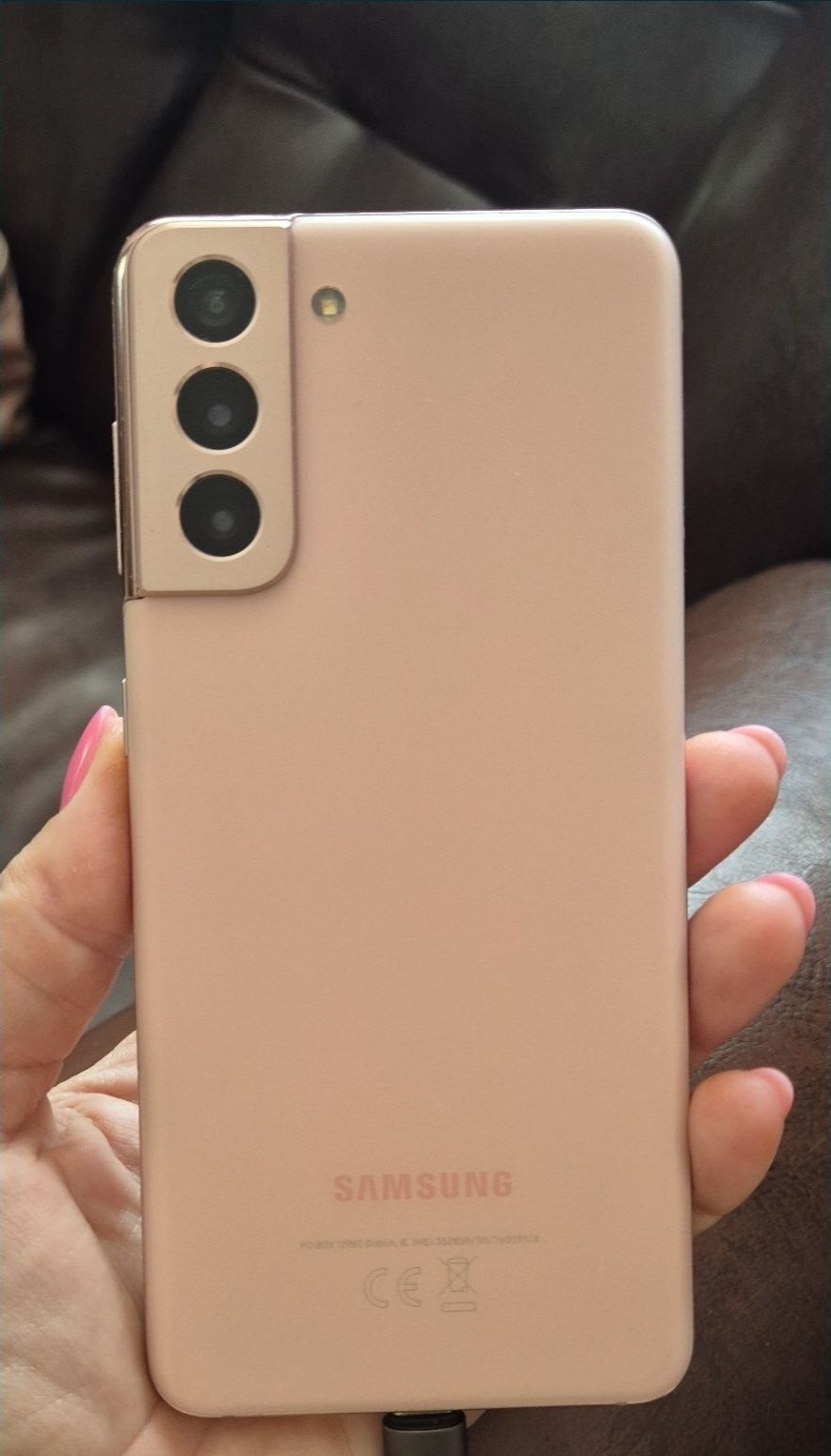 Vând sau schimb Samsung galaxy s21 Roz