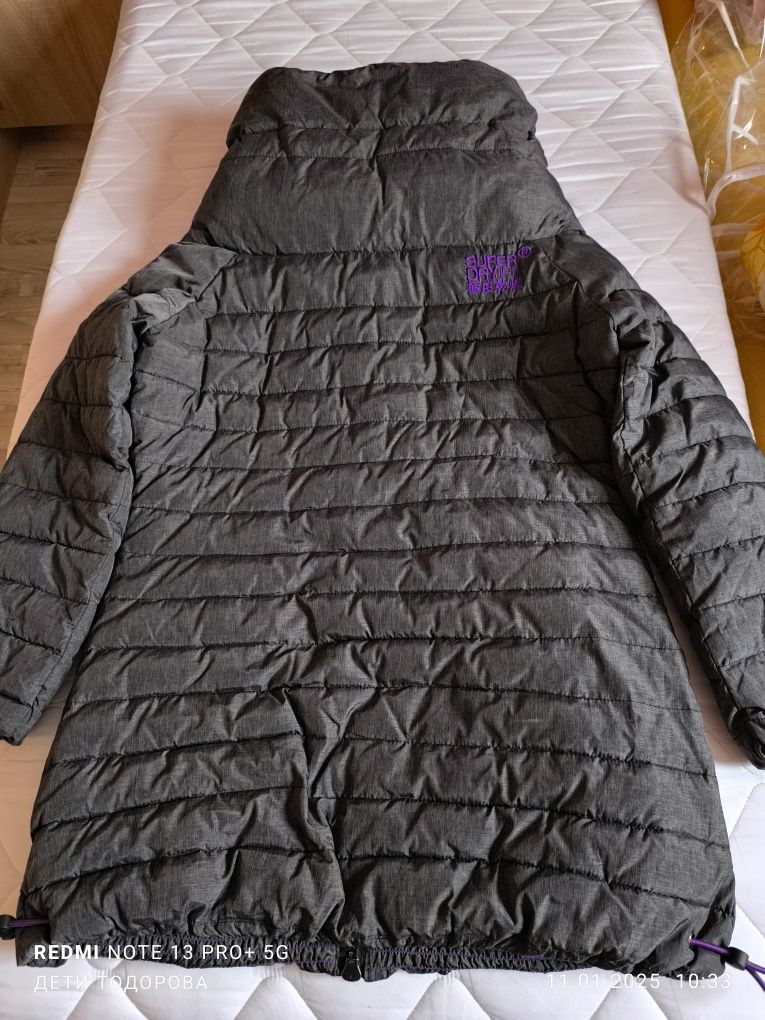 Продавам чисто ново,зимно якеSUPERDRY JPN.