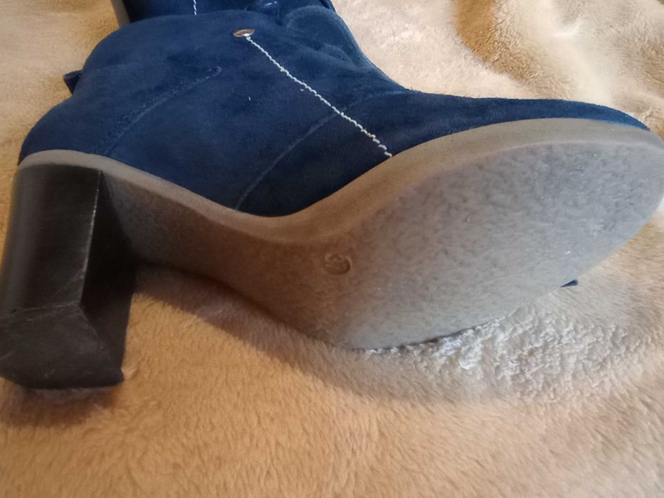 ghete dama 37,piele naturala,bleumarin,toc gros,talpa antiderapanta