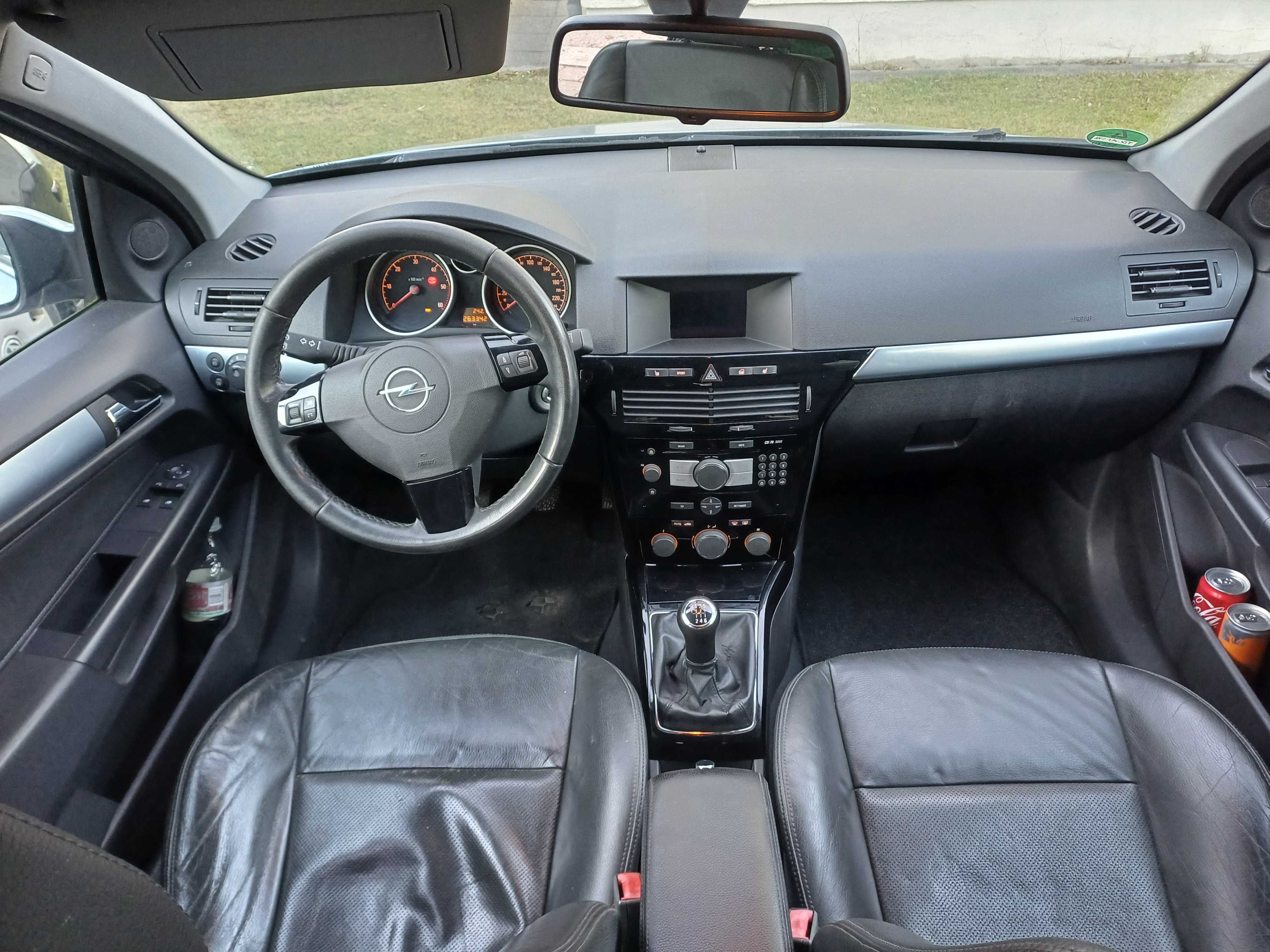 Opel Astra H 1.9cdti,  150 cp