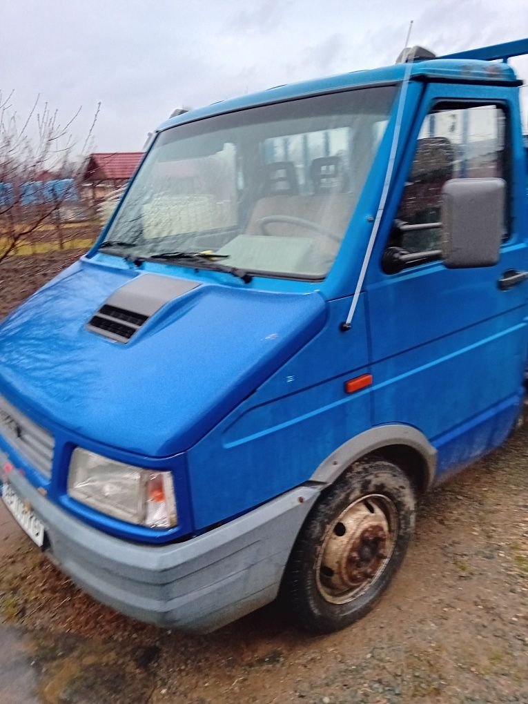 Vand iveco basculabil