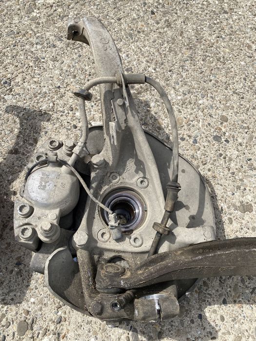 Fuzeta / Fuzete Audi A4 A5 A6 A7 A8 Q5 : 4G0407241C 4G0407242C