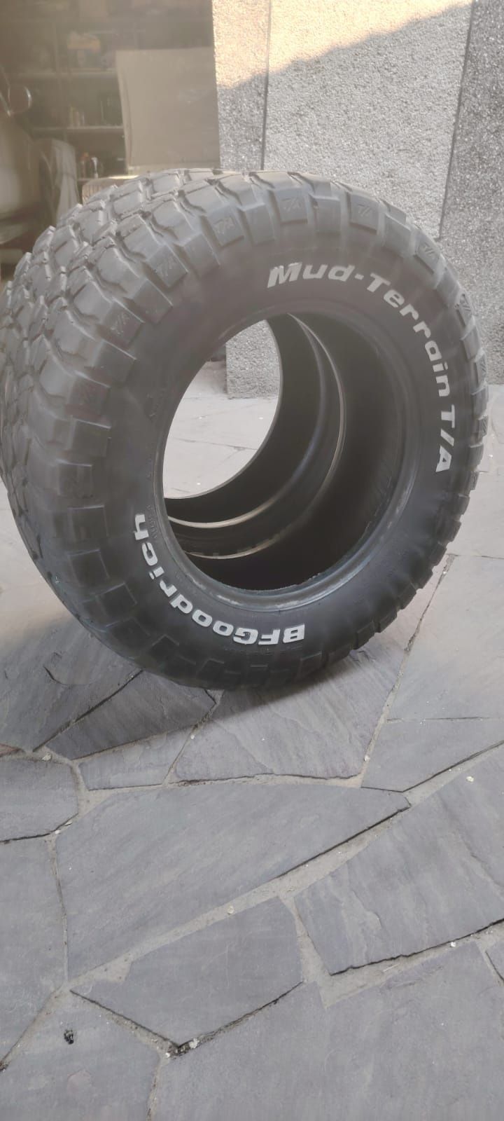 Шины Bf GOODRICH KM2 265.70.r 17 2шт