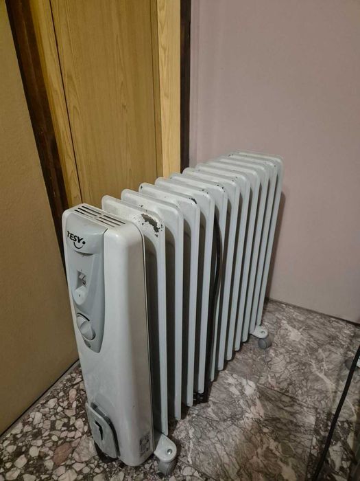 Маслен радиатор Теси 11 ребра 2500 W
