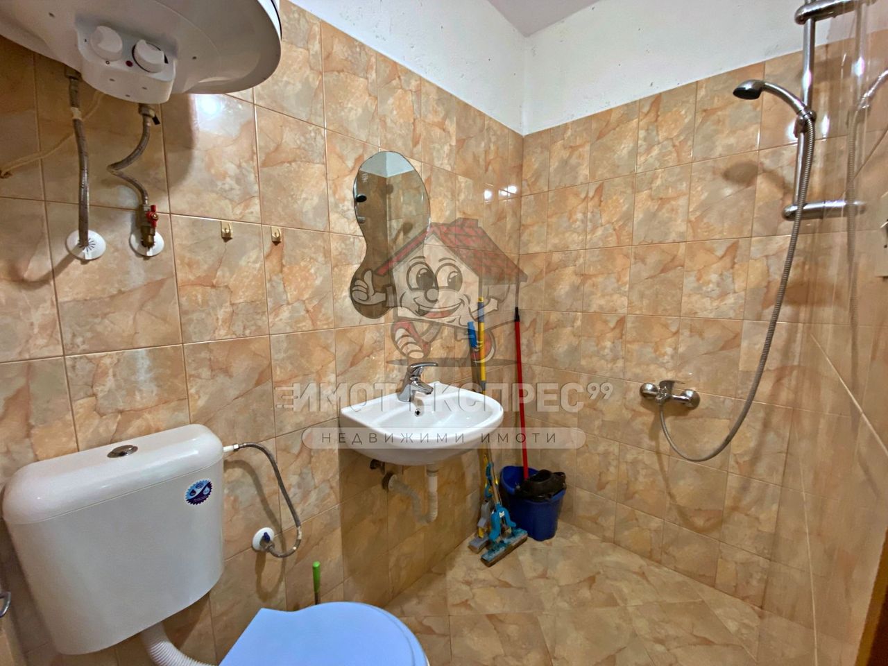 Дава се под наем Двустаен апартамент в Асеновград - 40 кв.м за 153 € - Снимка #9