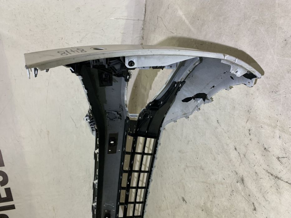 Bara fata VW Passat B8, facelift, 2019, 2020, 2021, 2022, 2023, cod origine OE 3G0807221E, cu gauri pentru senzori de parcare (6).