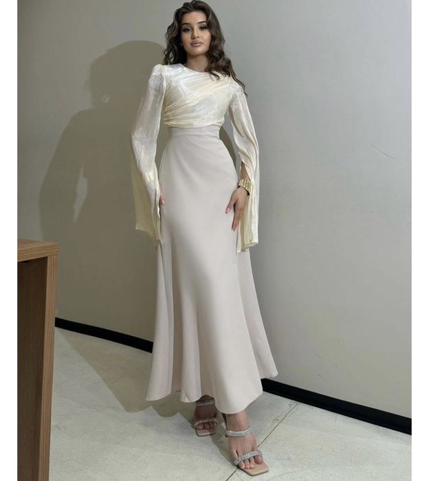 Вечернее платье, бежевый