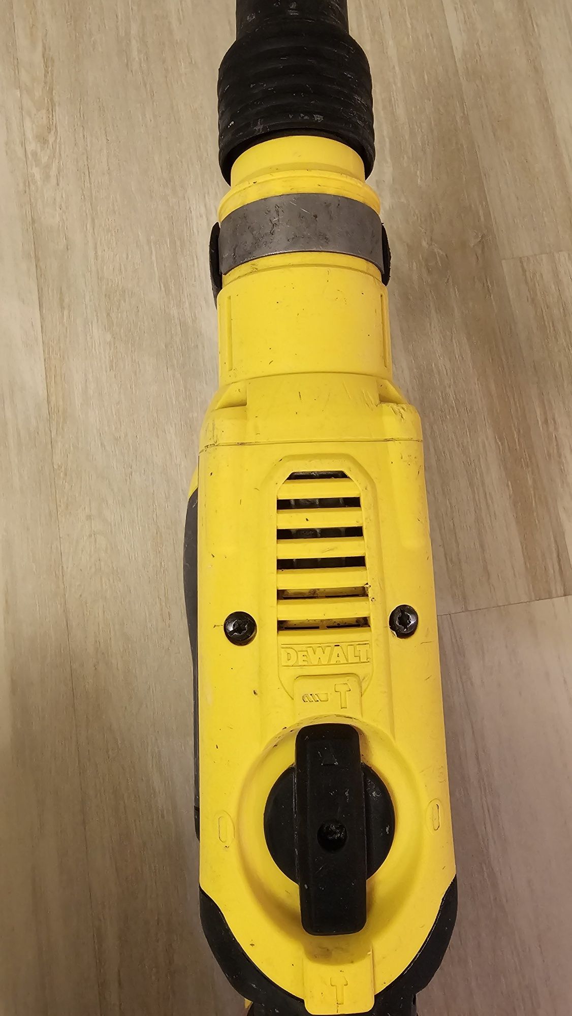 Rotopercutor DeWalt DCH 614 Sds-Max 45mm 10,5J