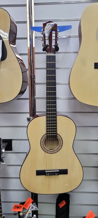 Классические гитары р.40 с отличным звуком маг."СПУТНИК" Уалиханова,15