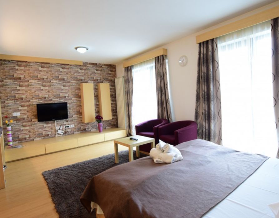 Regim Hotelier - Non Stop - Ieftin si Lux