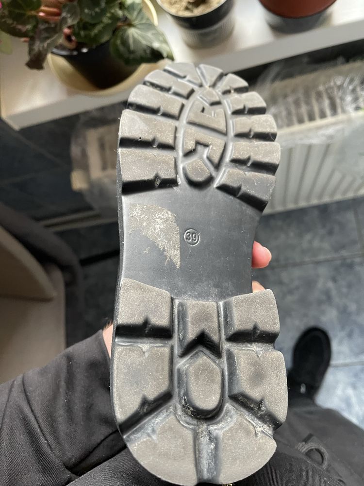 Pantofi dama marimea 39