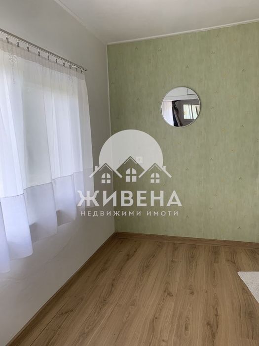 Продава къща с голям двор в с.Дъбравино, обл. Варна