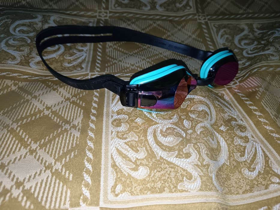 Очки Арена плавательные