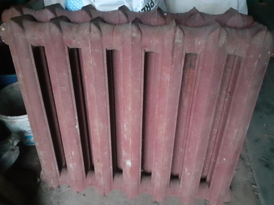 Продам новые чугунные батареи