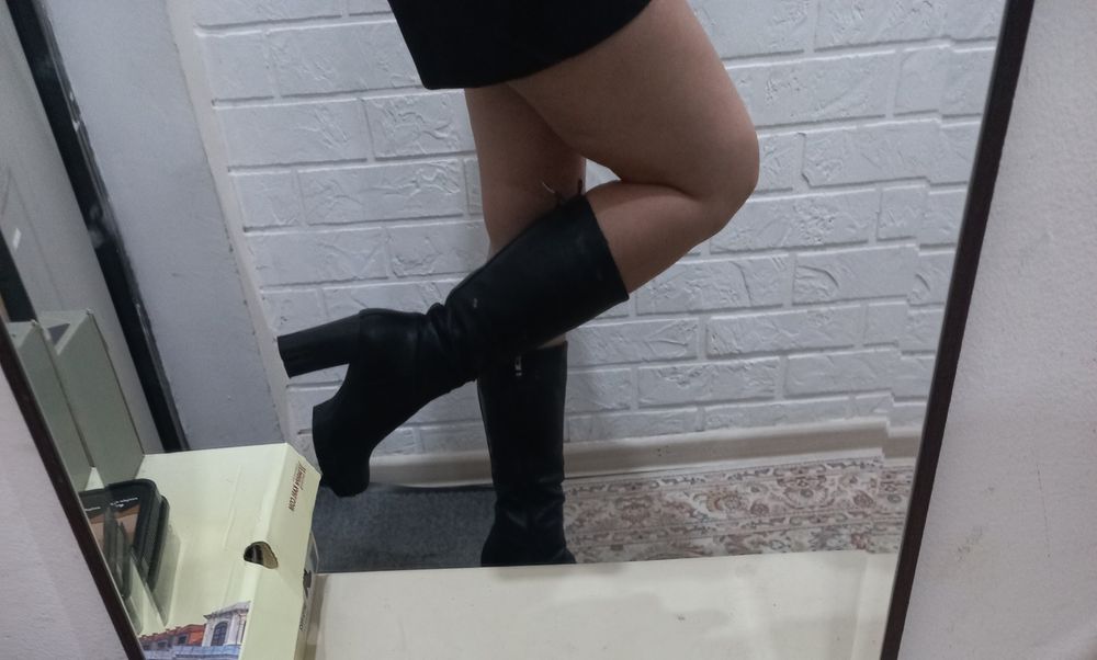 Сапоги на каблуке