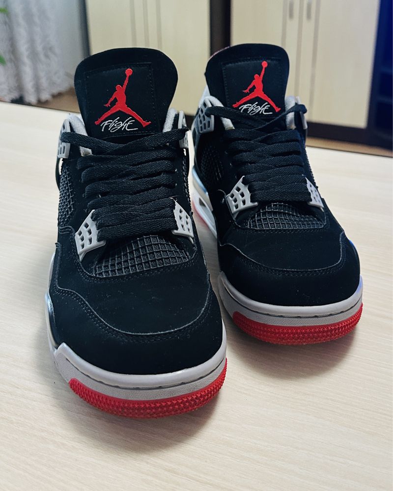 Jordan 4 Bred ( 42 EU )