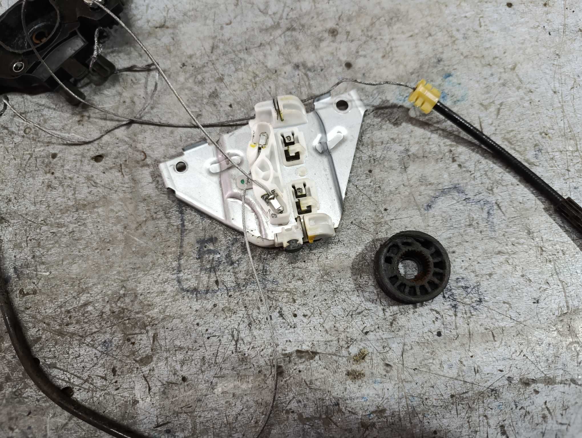 6981002721 Toyota Corolla e210 reparatie macara geam auto 553423104