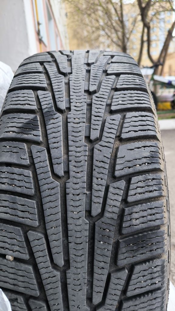 Шины всесезонные Nokian
