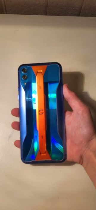 Продаю игровой телефон