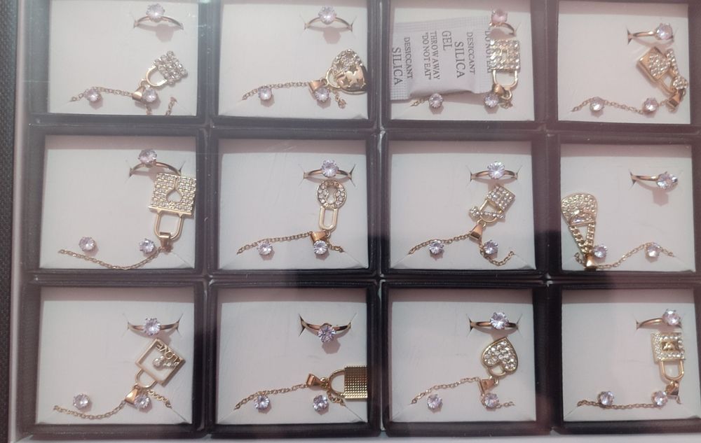 Bujetera ayollar taqinchoqlari