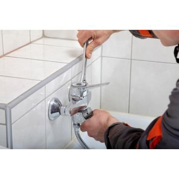 INSTALATOR sanitar și termic.