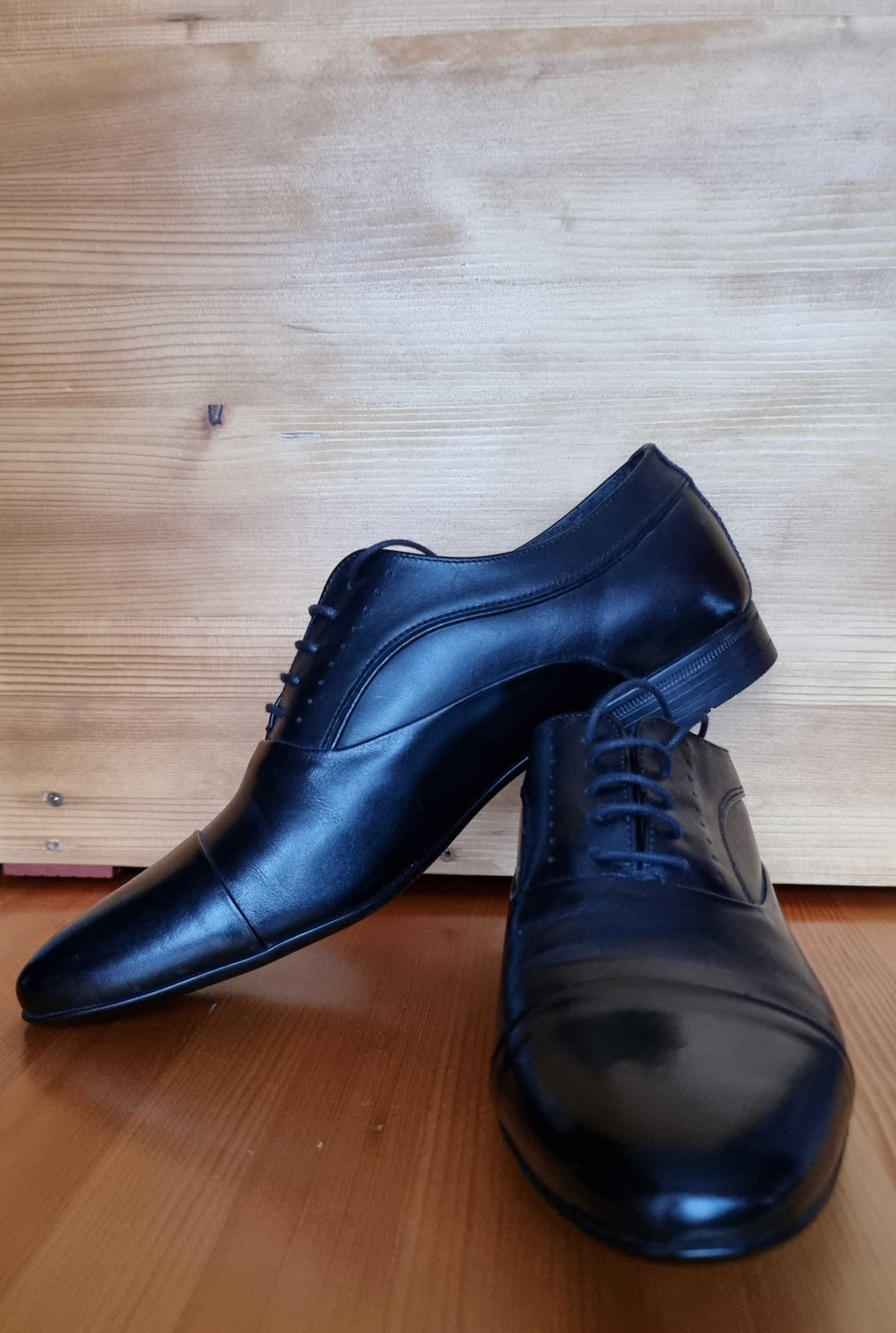 pantofi de gala model englezesc BROGUE nr 43 - 100% din PIELE