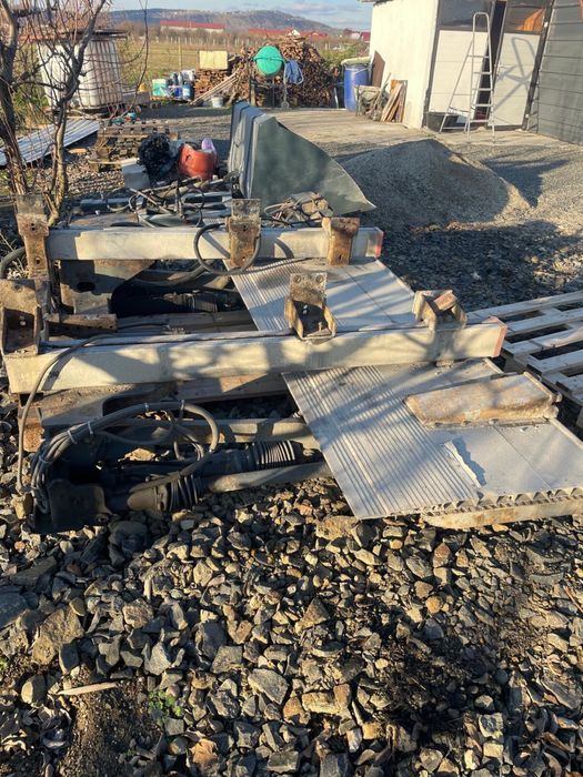 Lift hidraulic camion