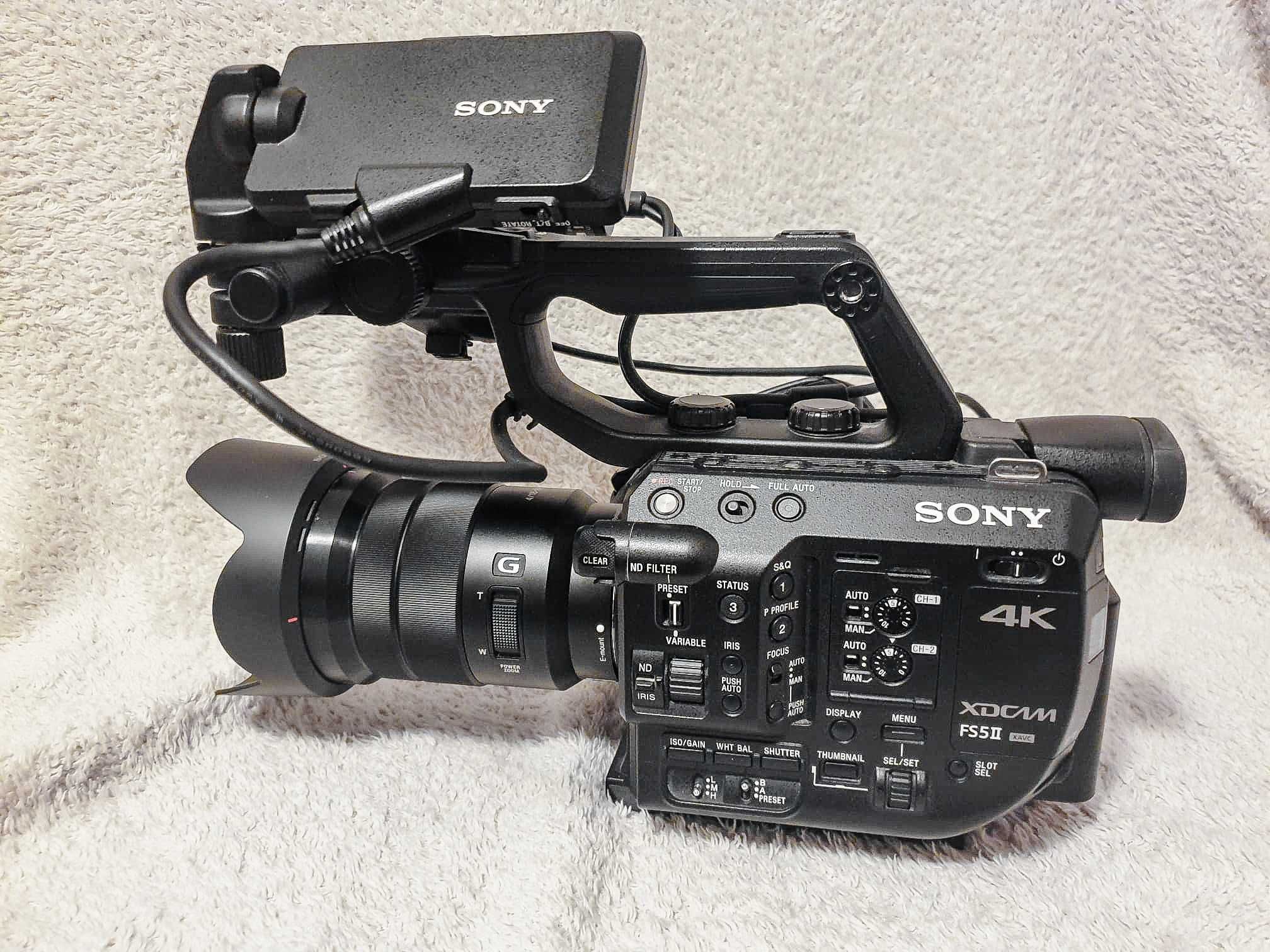 Cameră video profesională SONY PXW-FS5M2 4K XDCAM