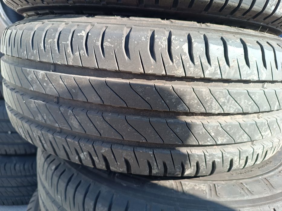 215/65/16,бус,като нови,10мм,дот 2324,goodyear/michelin