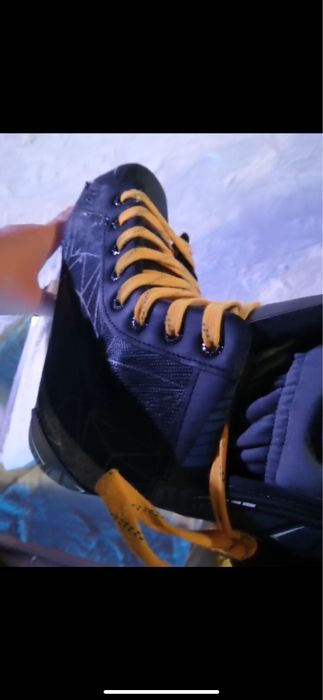 продам коньки 41 размера