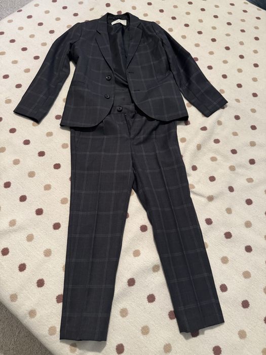 Детски костюм за 122 см.
