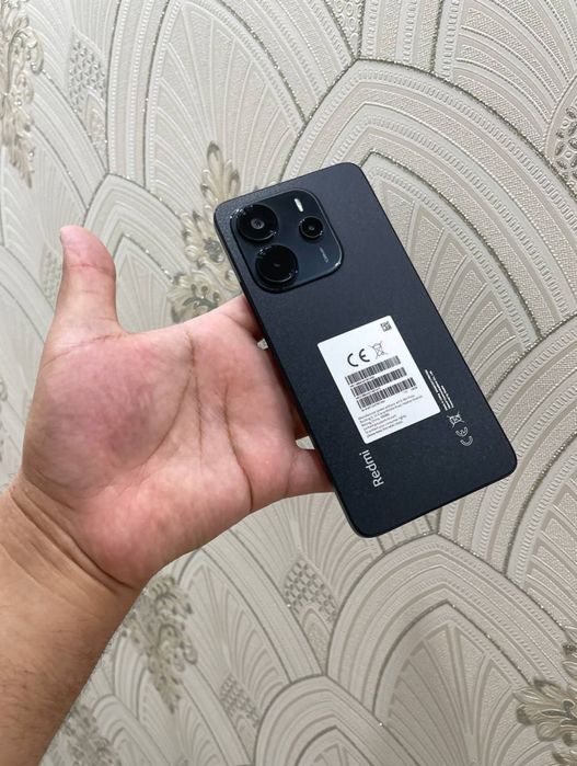 Redmi Note 14- rang Black, 8GB RAM -256GB ROM
Karobka dokment Full Kam