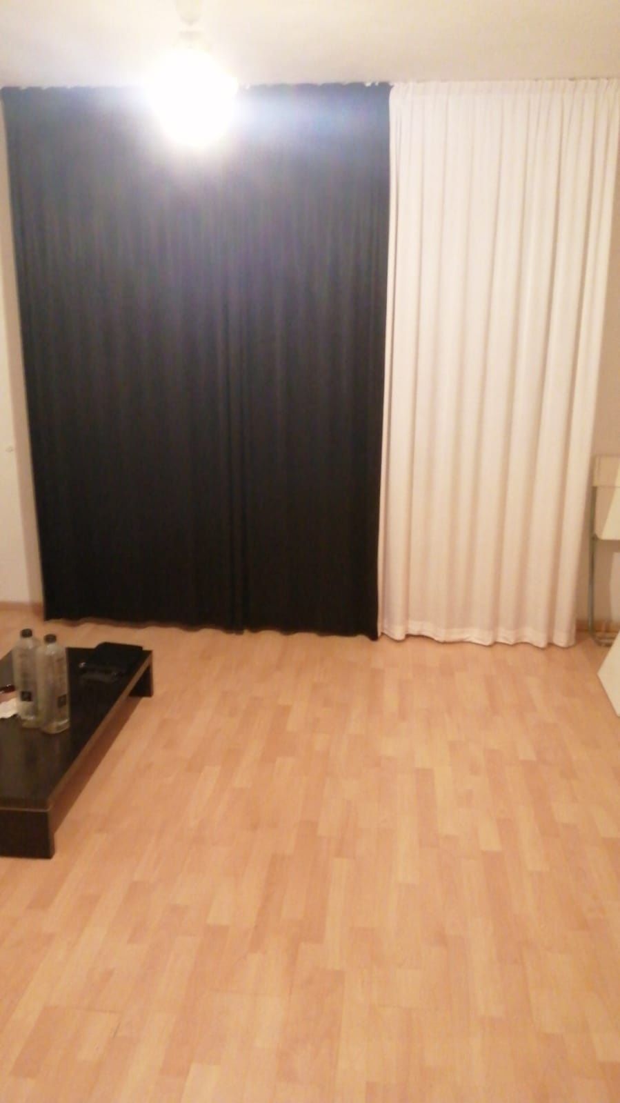2 Perdele voal alb + 4 Draperii satin alb si negru - stare excelenta!