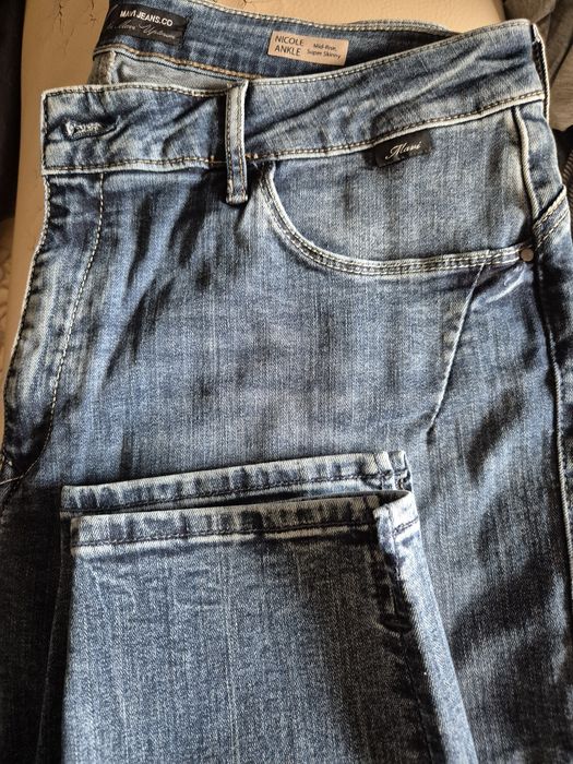 Дамски дънки ,L размер