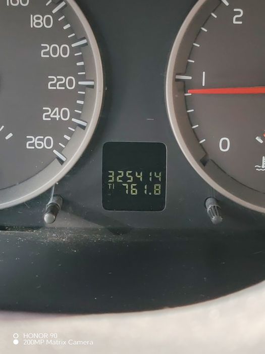 DE VÂNZARE VOLVO S 40.2006.136 cp.320 n/m