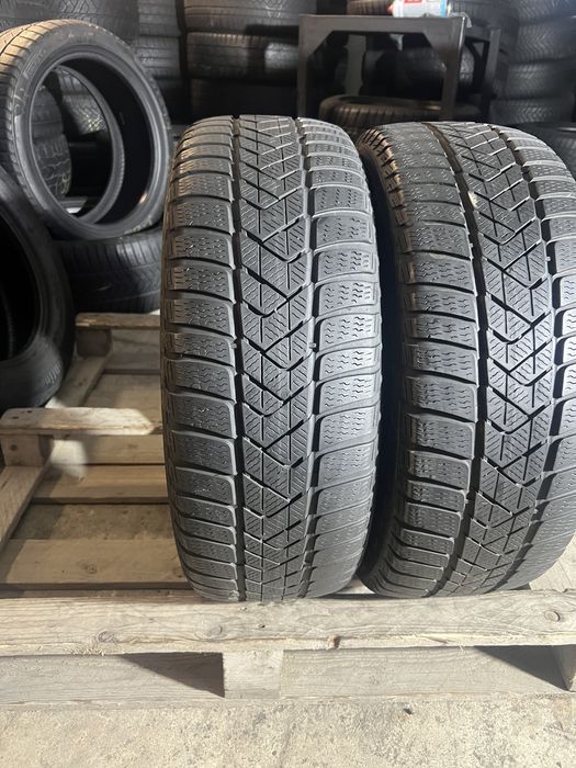2 anvelope de iarna 205/55/16 pirelli runflat!