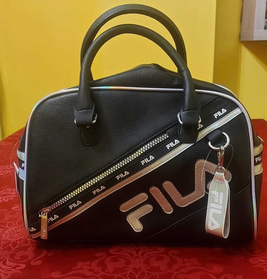 Нова спортна чанта Fila