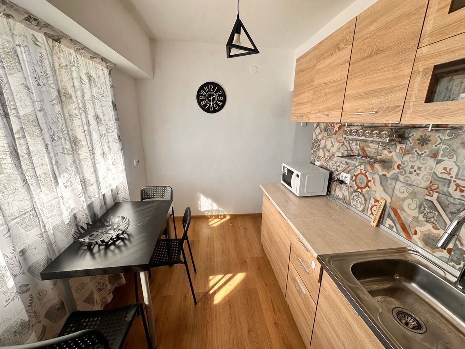 Дава се под наем Едностаен апартамент в Ловеч, Здравец - 41 кв.м за 280.5 € - Снимка #1