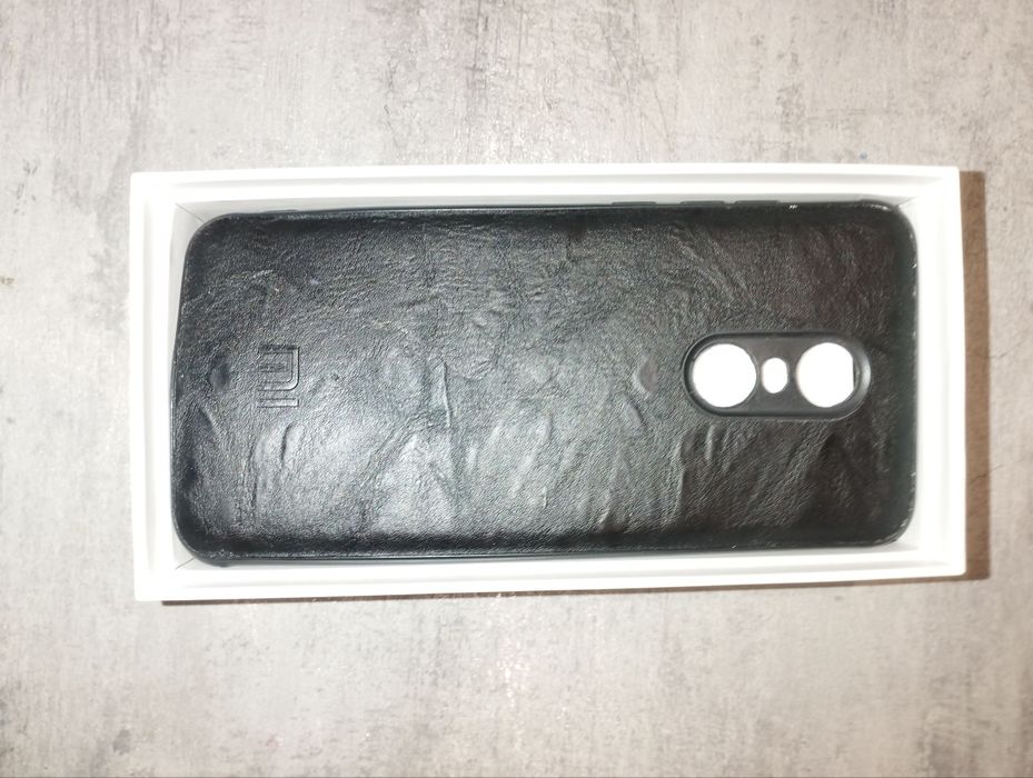 Отдам все документы о покупке телефона и есть подарки