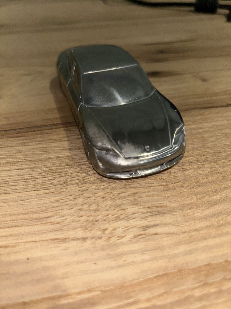 Колекционна рядка кола-Porsche taycan!