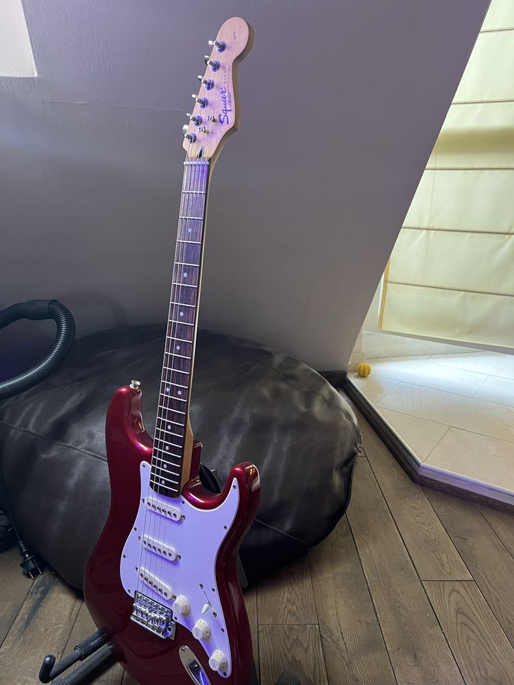 Squier by Fender Affinity