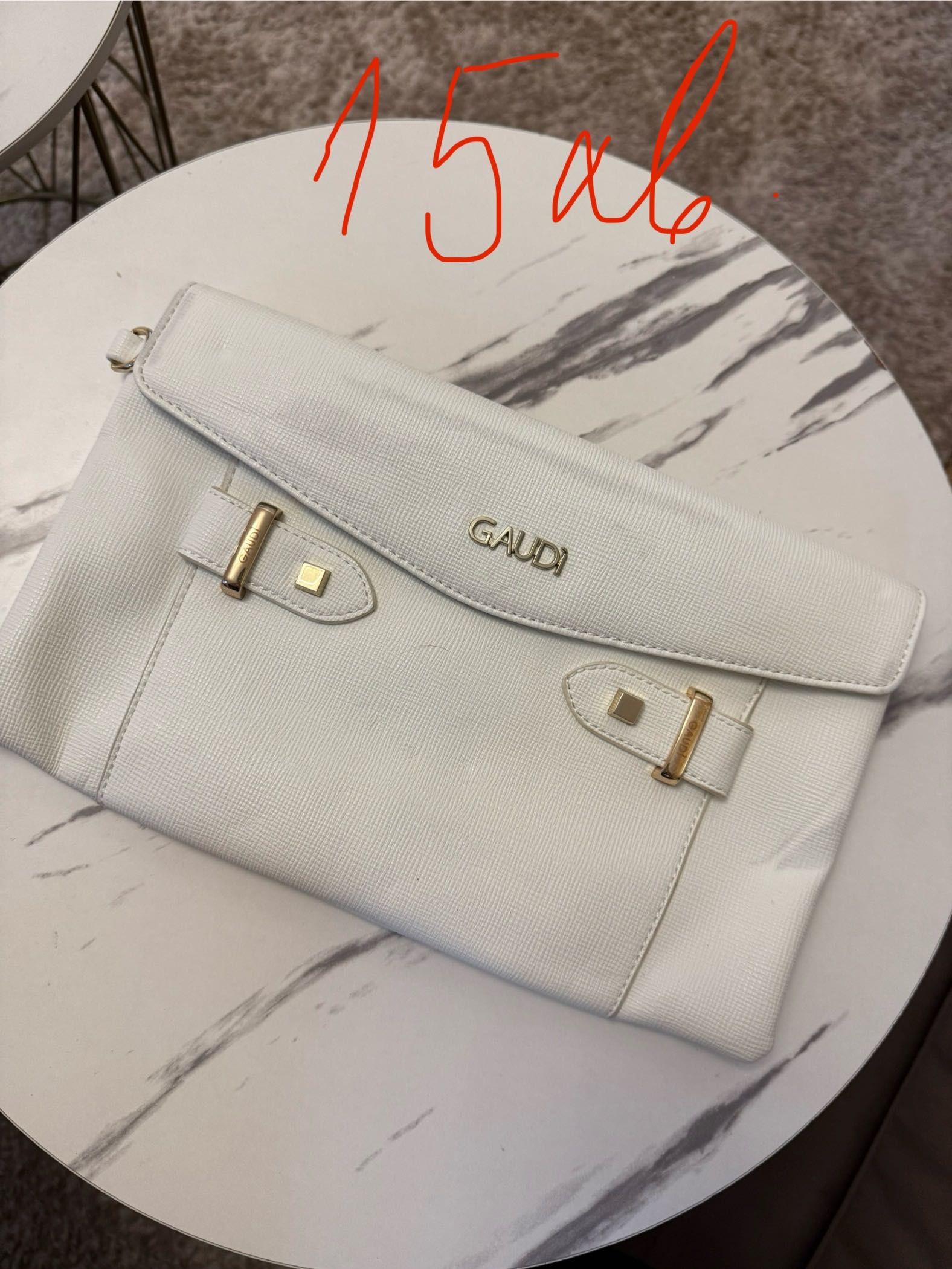 Дамски чанти Love Moschino Liu jo Guess Michael Kors и други