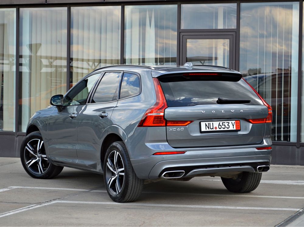 Volvo XC 60 2.0d R-Design/4x4/Virtual/Led