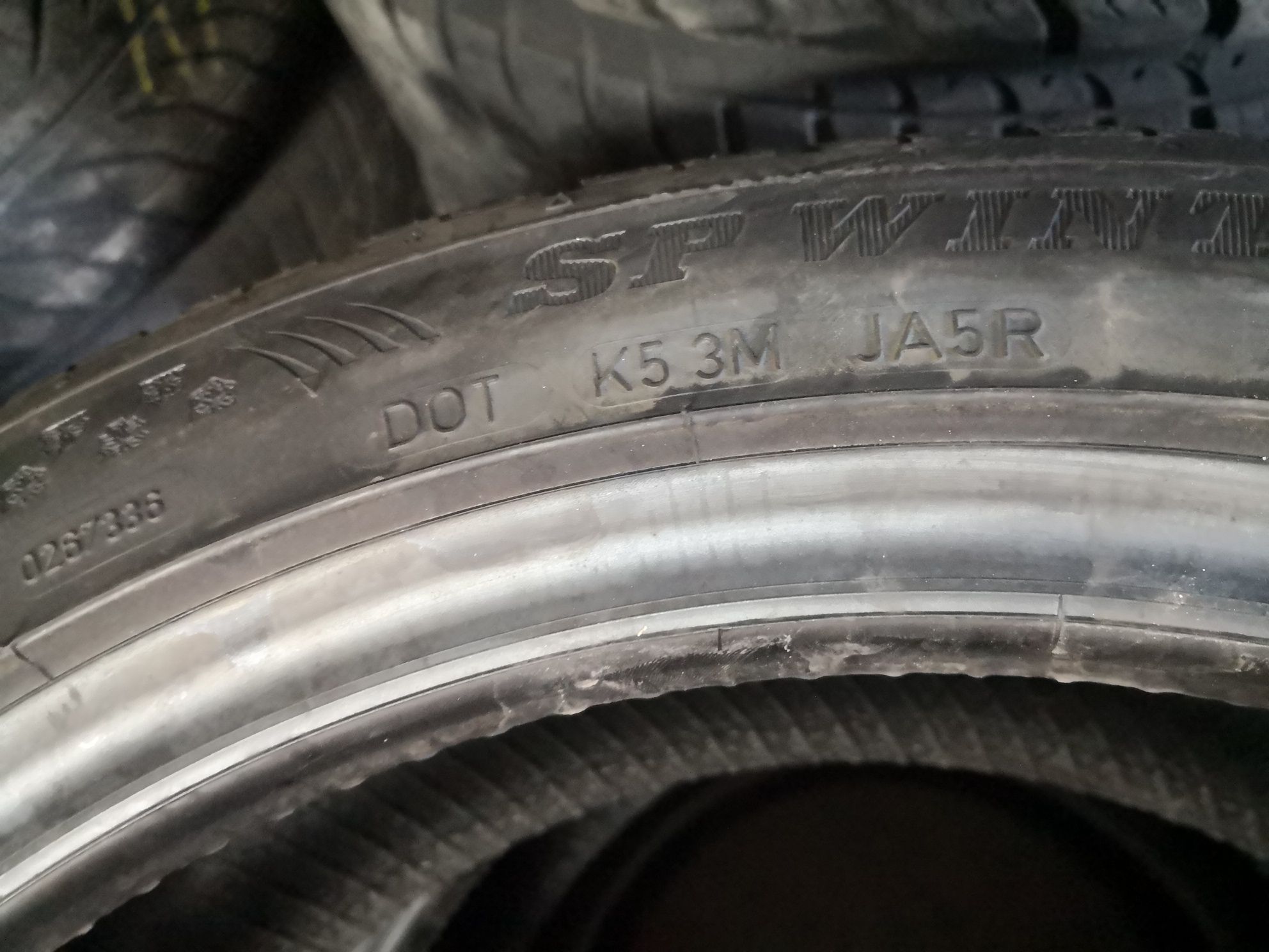 205 45 17 цола гуми dunlop нови