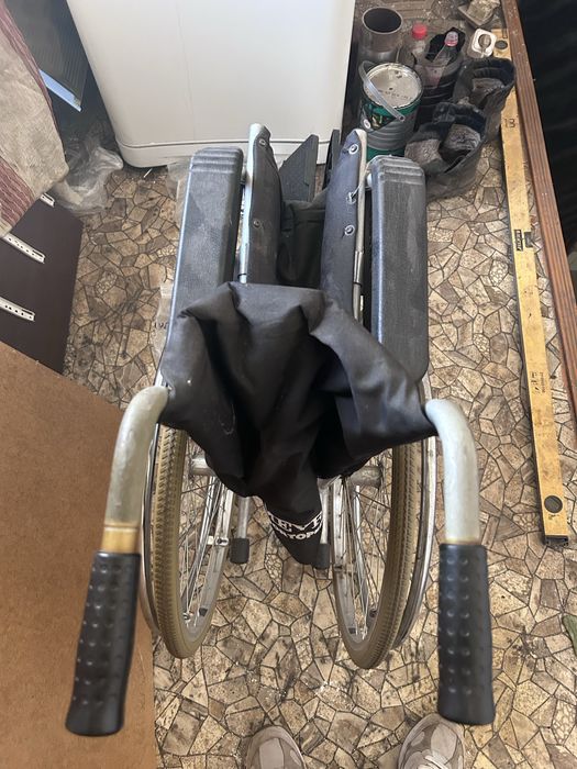 Инвалидное кресло